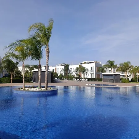 Four Seasons Life 1, With One Bedroom Trikomo