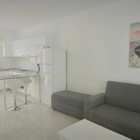 Four Seasons Life 1, With One Bedroom *